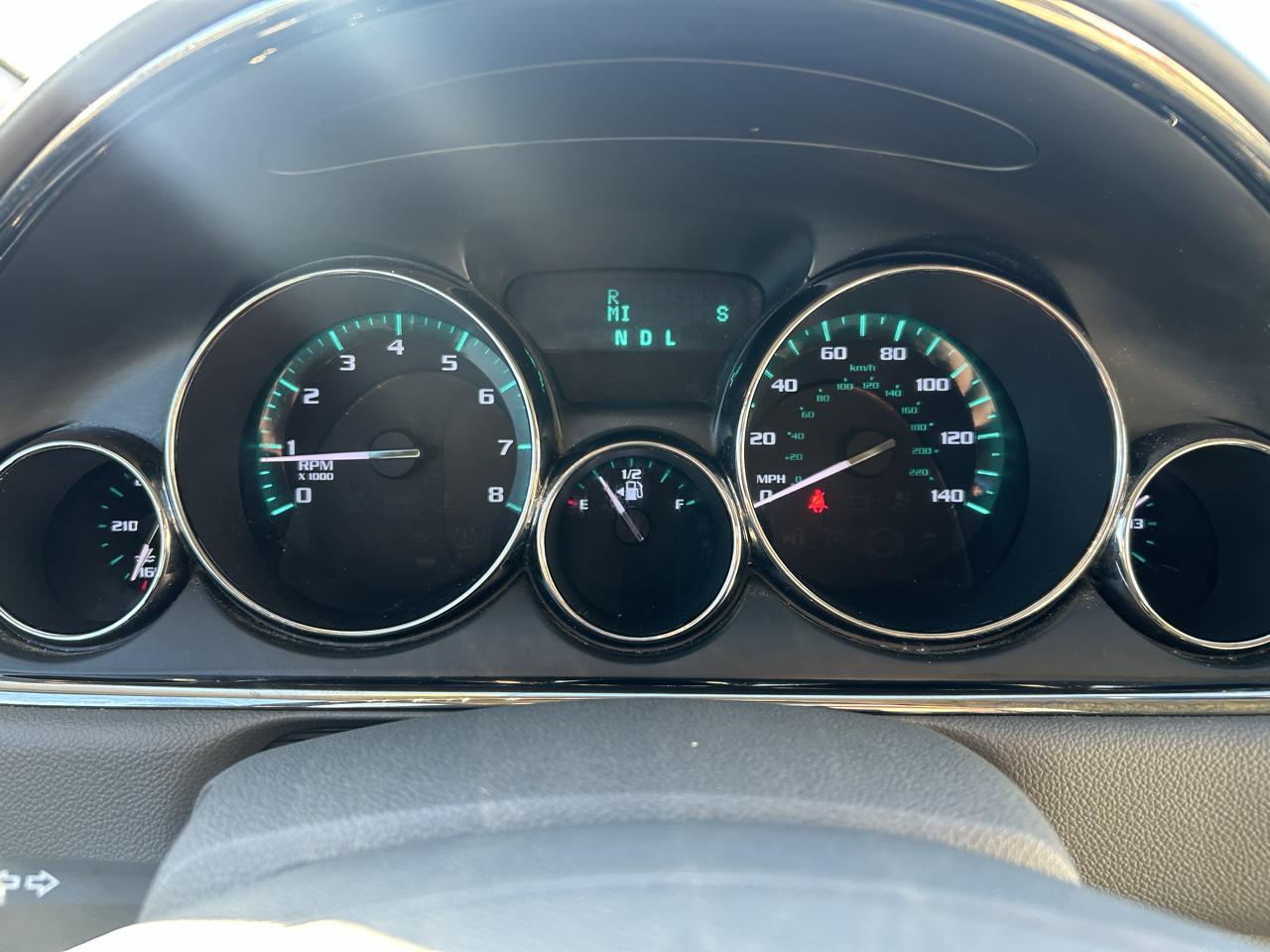 Buick Enclave FWD 4dr Leather 2014