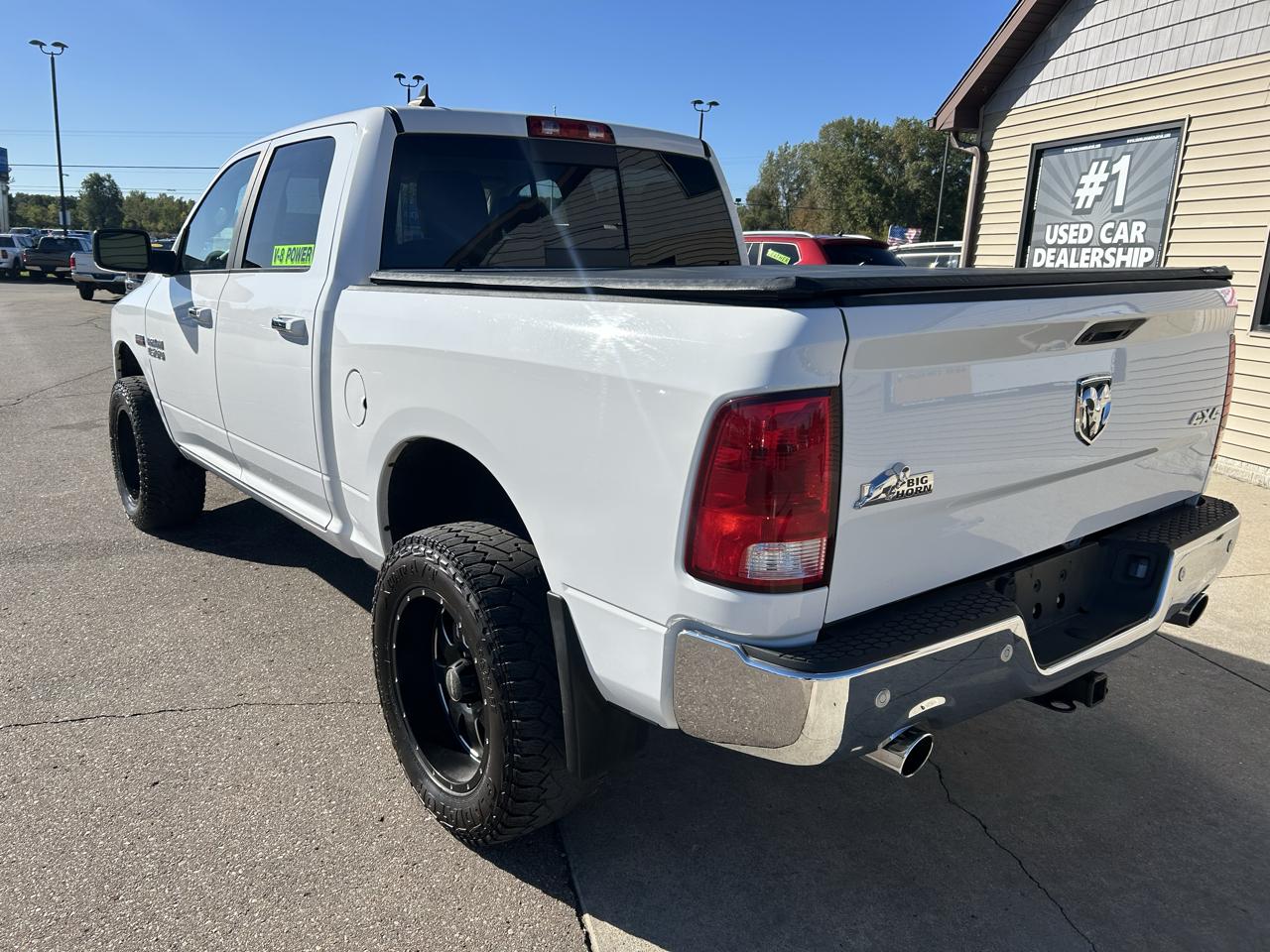 RAM 1500 Big Horn 4x4 Crew Cab 5'7" Box 2017