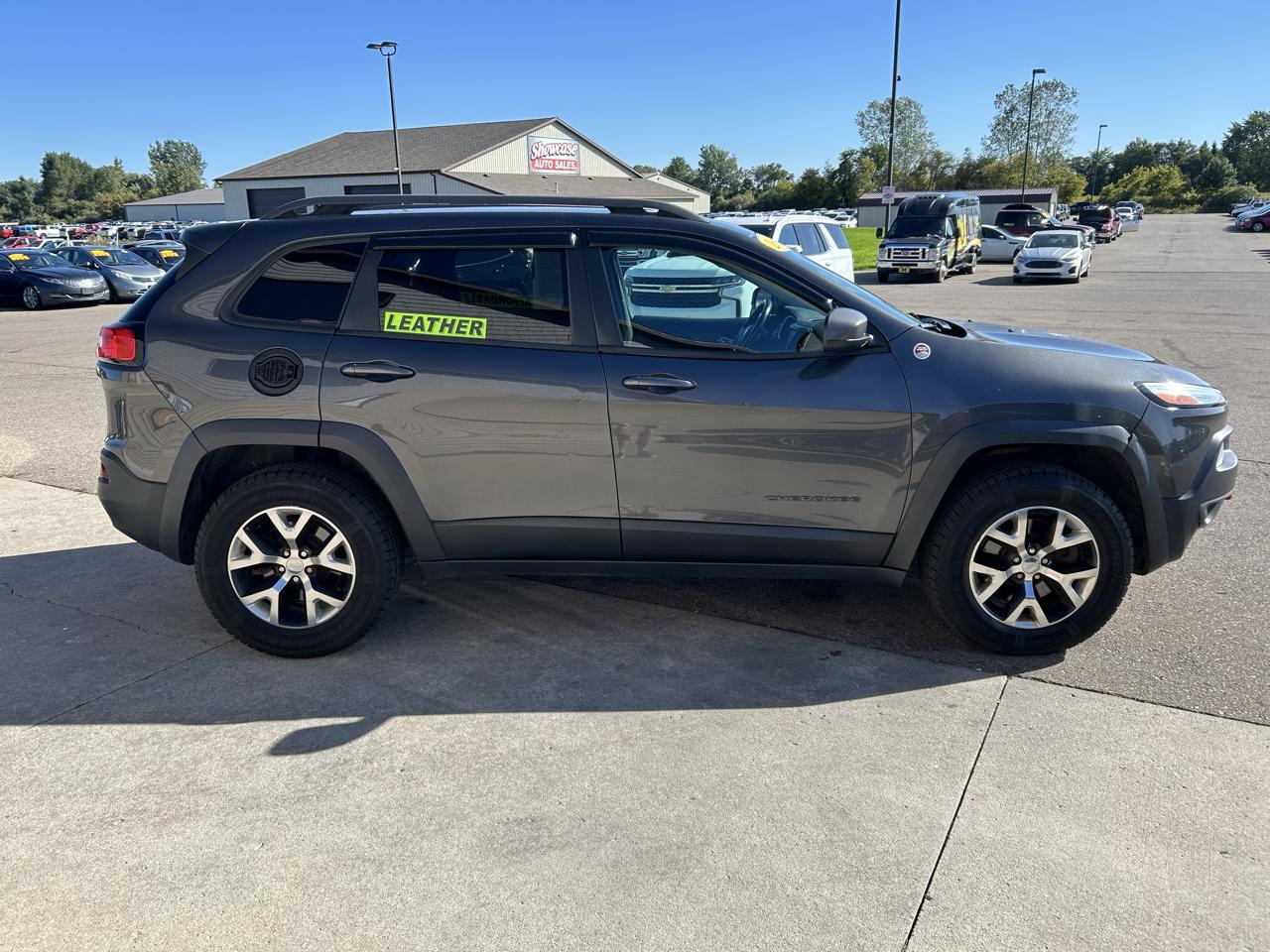 Jeep Cherokee 4WD 4dr Trailhawk 2015