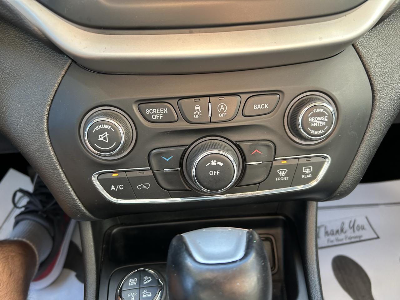 Jeep Cherokee 4WD 4dr Trailhawk 2015