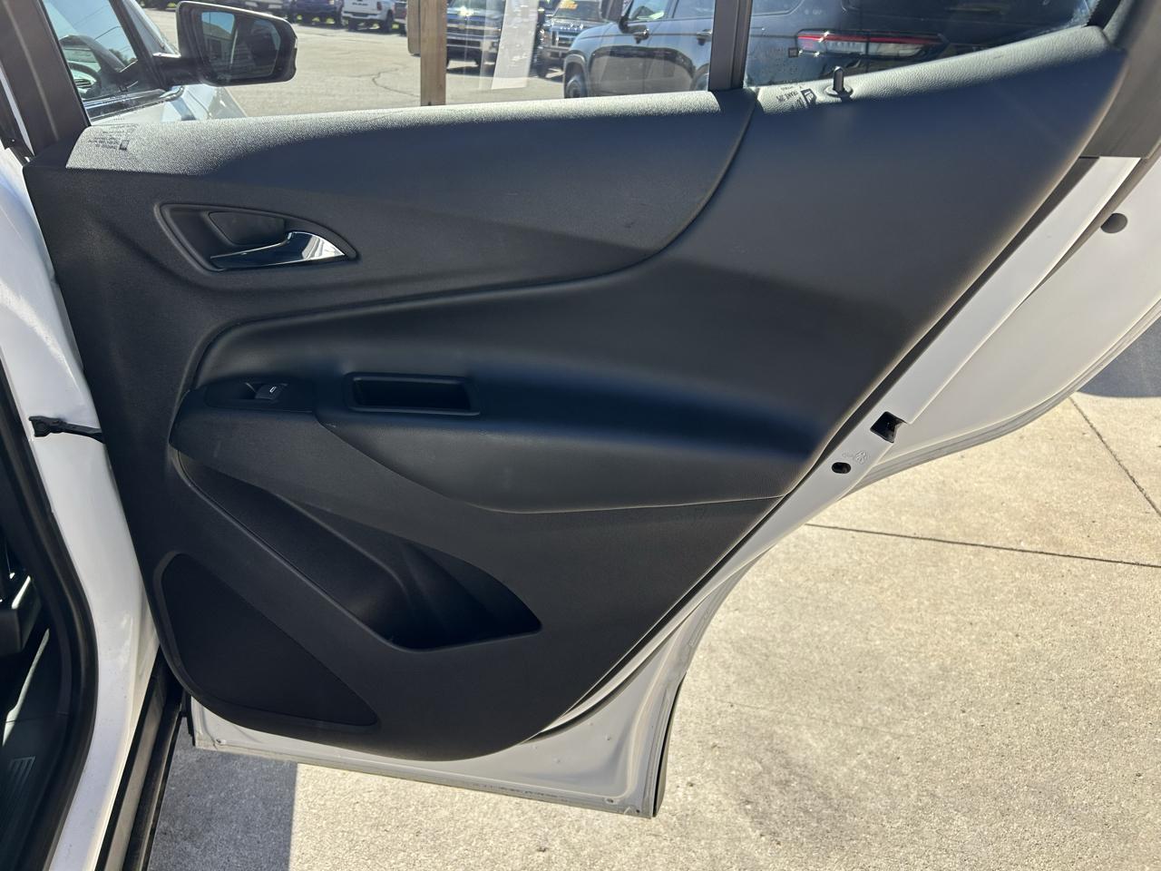 Chevrolet Equinox FWD 4dr LT w/1LT 2018