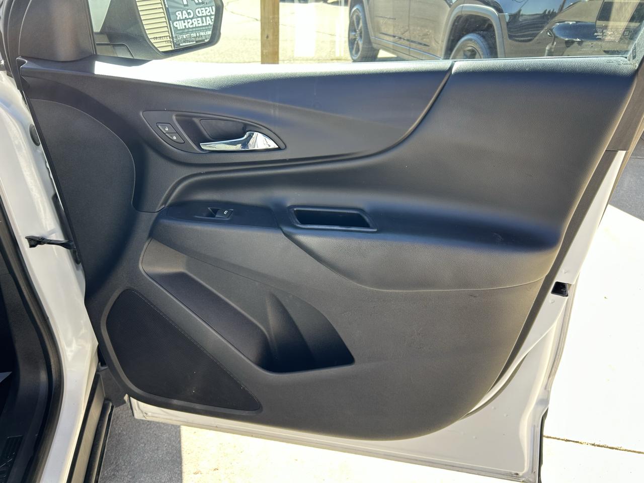 Chevrolet Equinox FWD 4dr LT w/1LT 2018