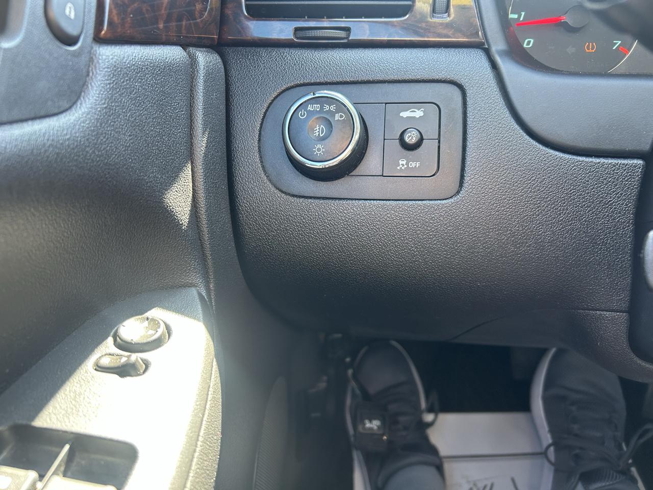 Chevrolet Impala 4dr Sdn LTZ 2012