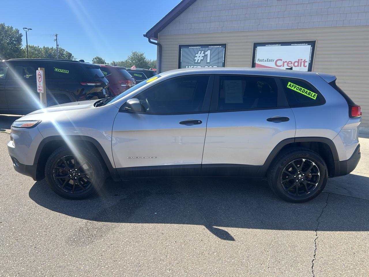 Jeep Cherokee FWD 4dr Sport 2014