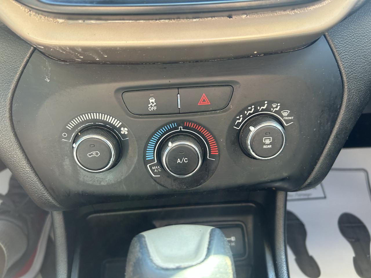 Jeep Cherokee FWD 4dr Sport 2014