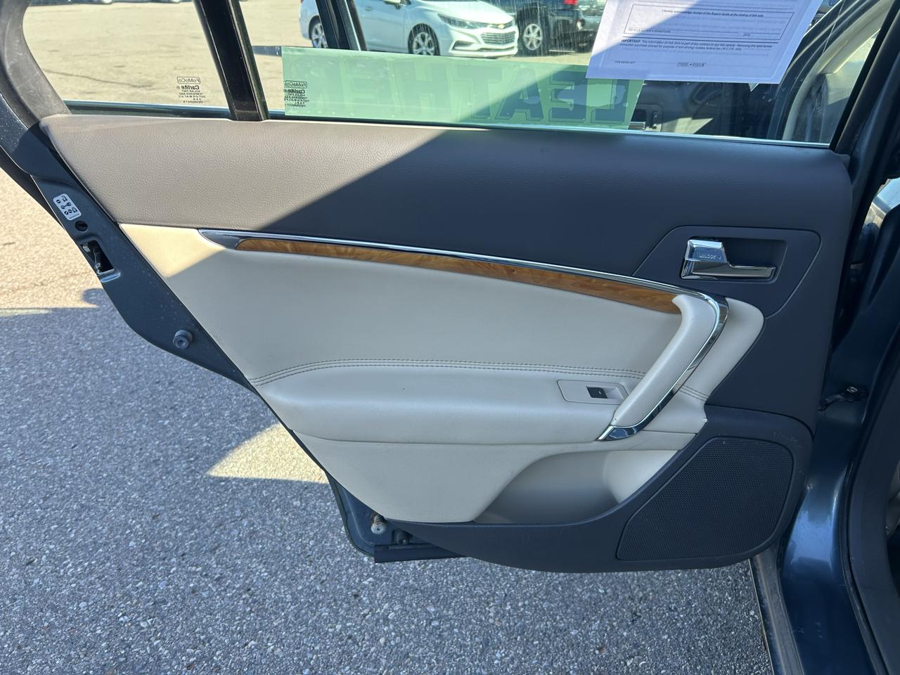 Lincoln MKZ 4dr Sdn AWD 2011