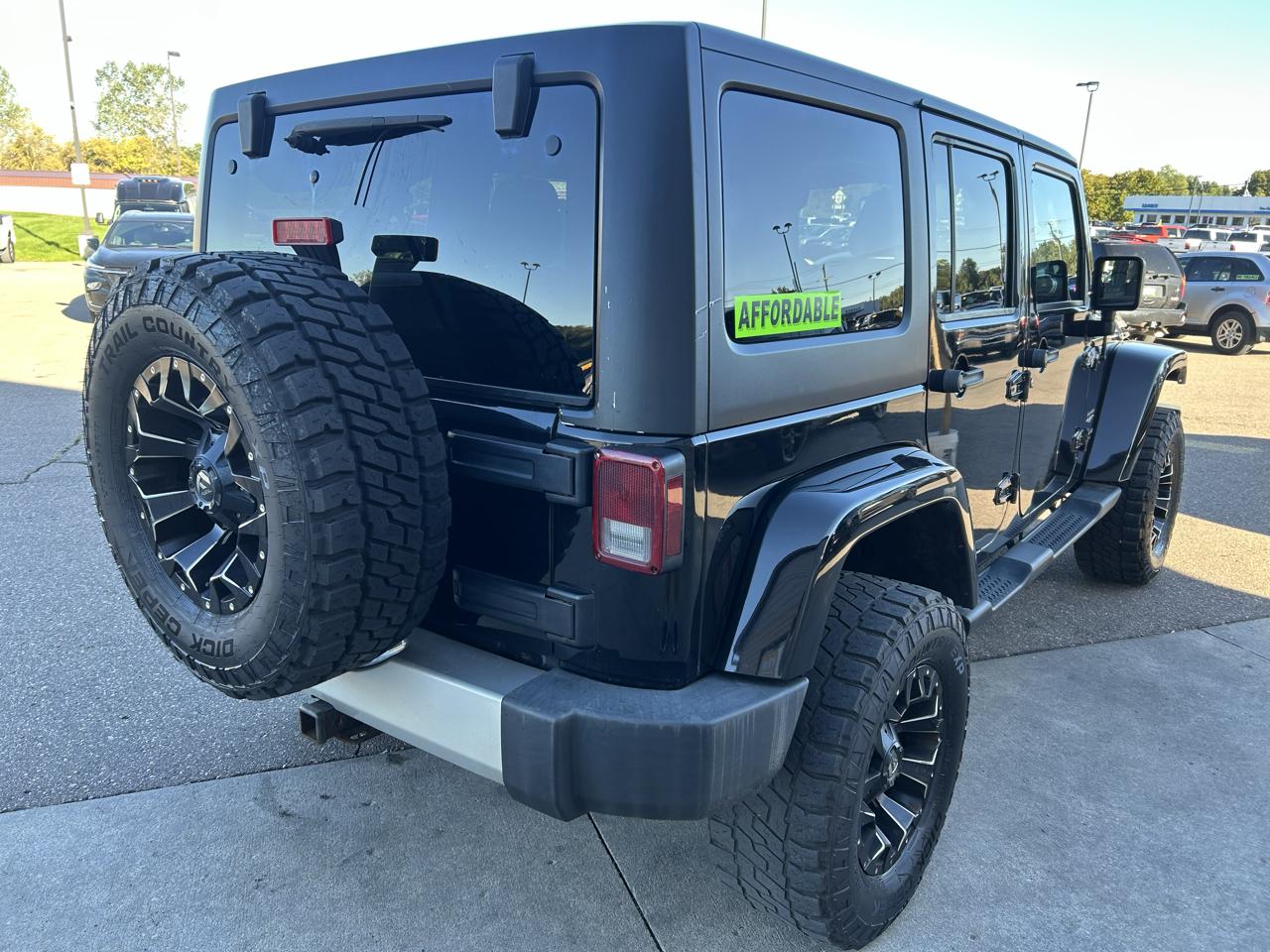 Jeep Wrangler Unlimited 4WD 4dr Sahara 2014