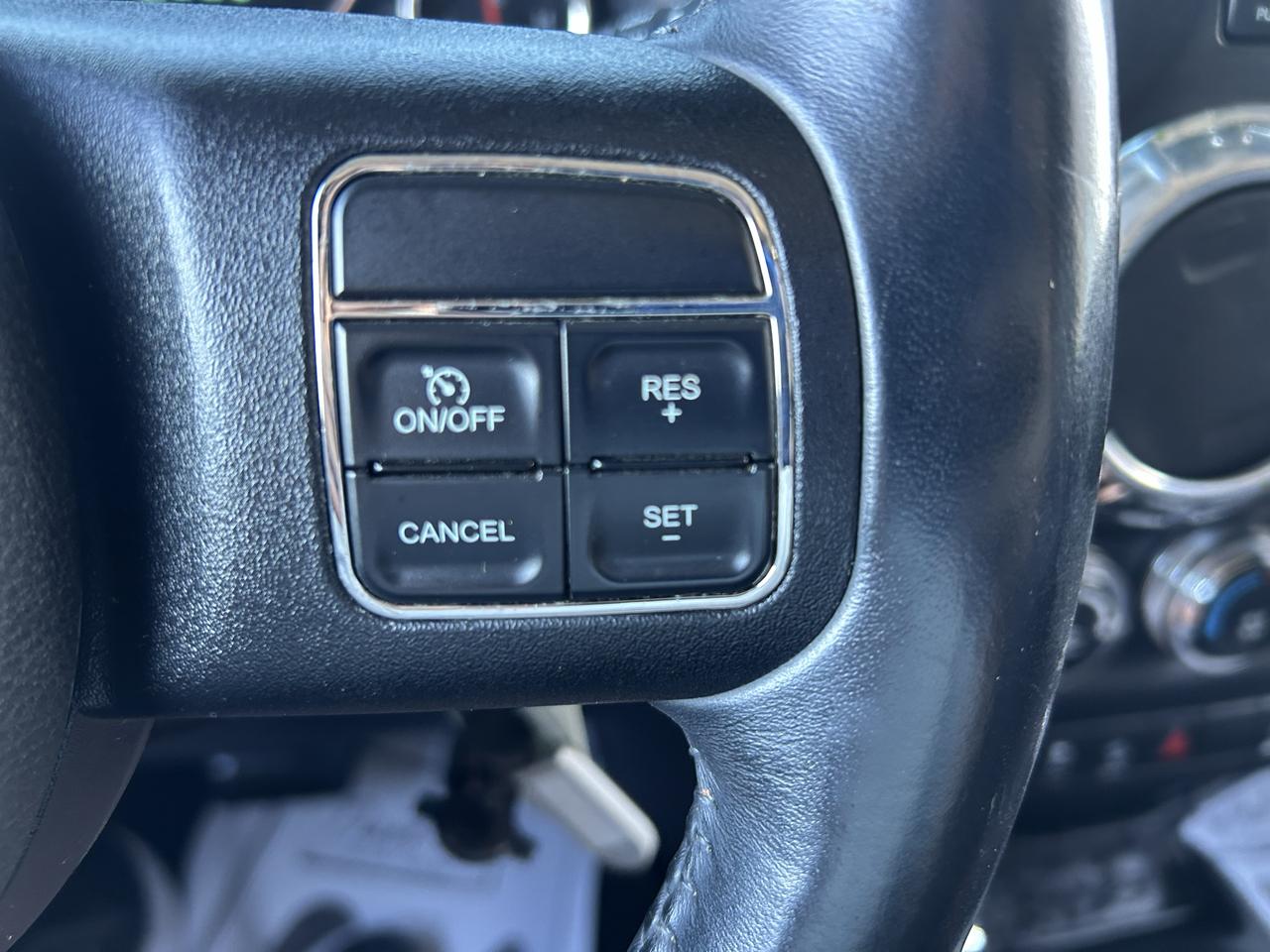 Jeep Wrangler Unlimited 4WD 4dr Sahara 2014