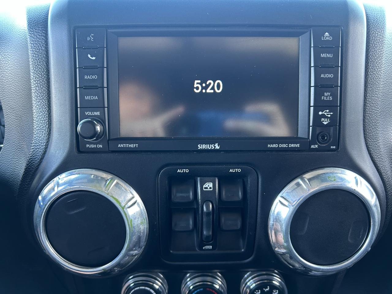 Jeep Wrangler Unlimited 4WD 4dr Sahara 2014