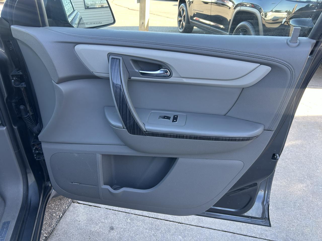 Chevrolet Traverse AWD 4dr LTZ 2013