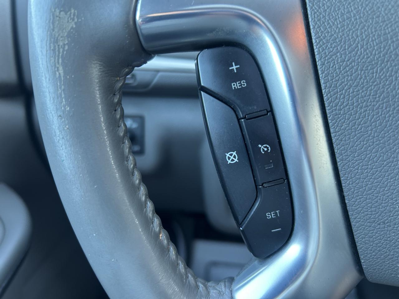 Chevrolet Traverse AWD 4dr LTZ 2013