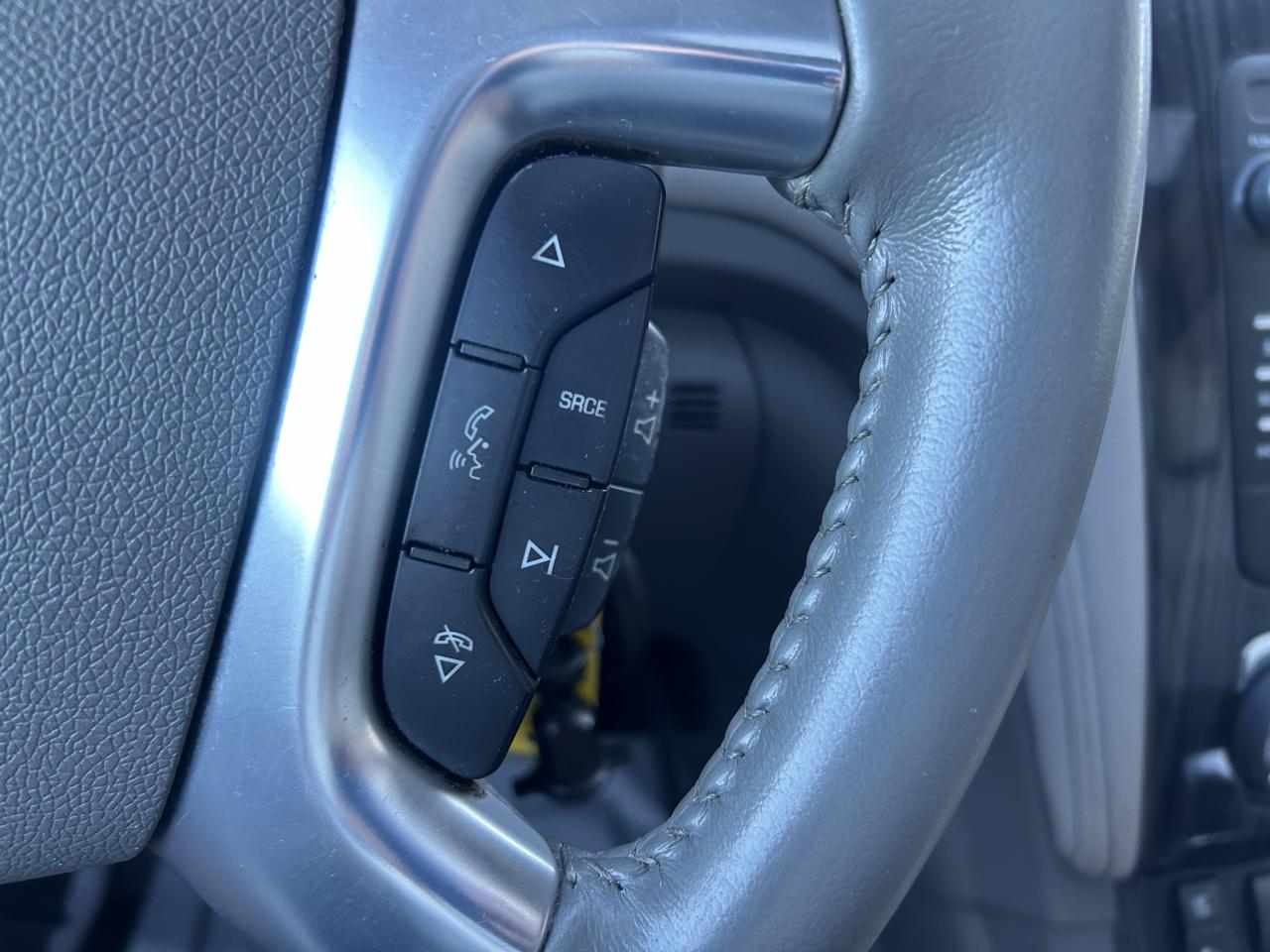 Chevrolet Traverse AWD 4dr LTZ 2013