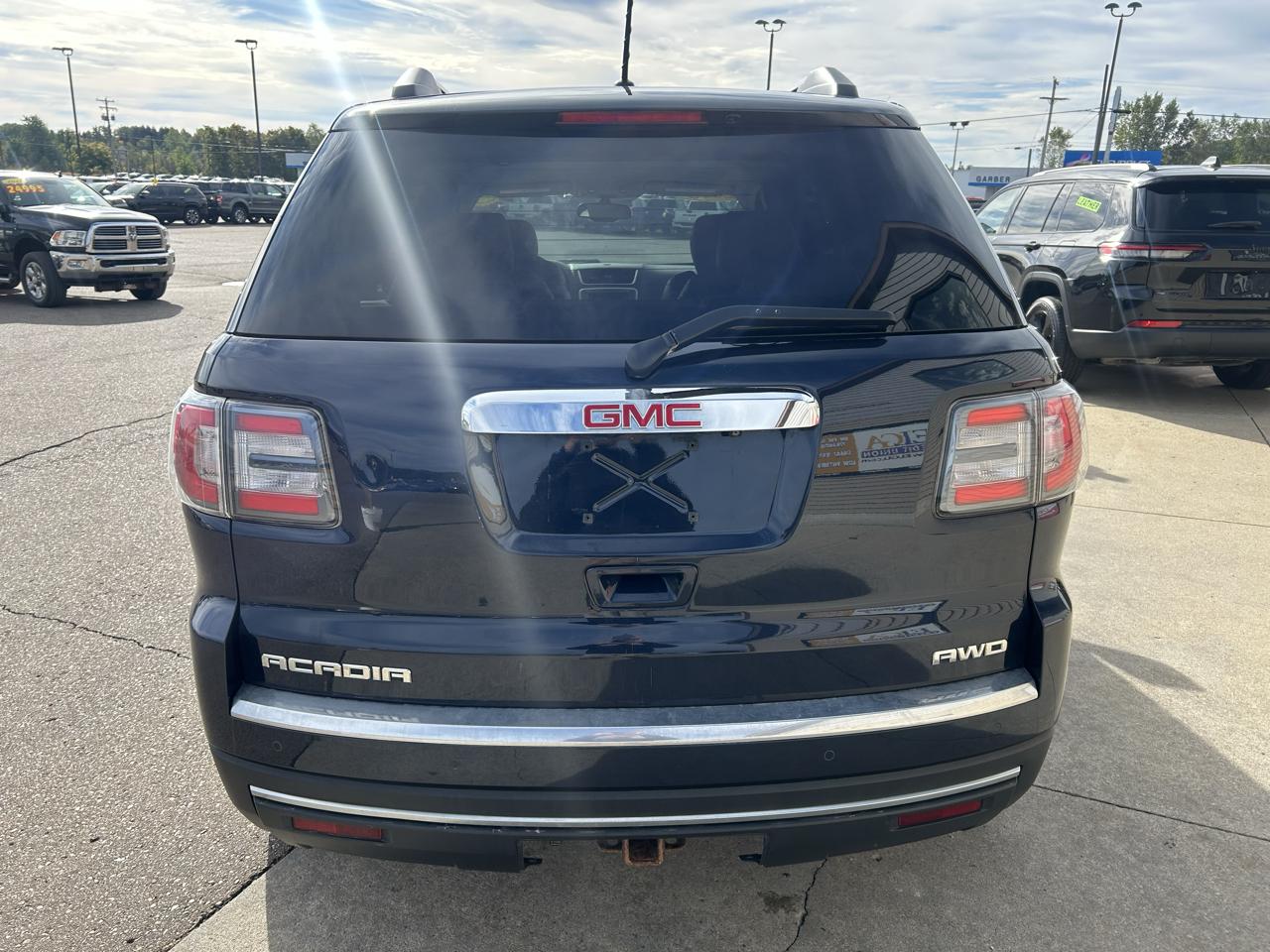 GMC Acadia AWD 4dr SLT w/SLT-1 2015