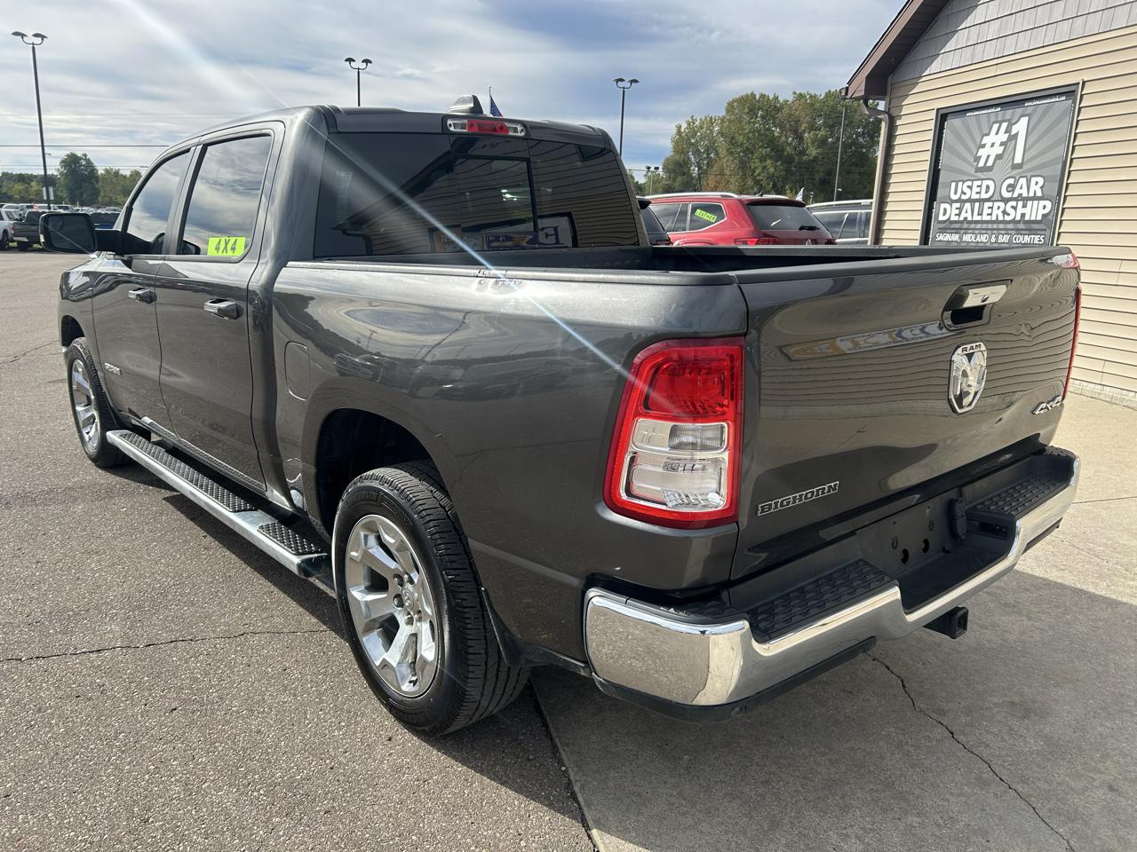 RAM 1500 Big Horn/Lone Star 4x4 Crew Cab 5'7" Box 2019