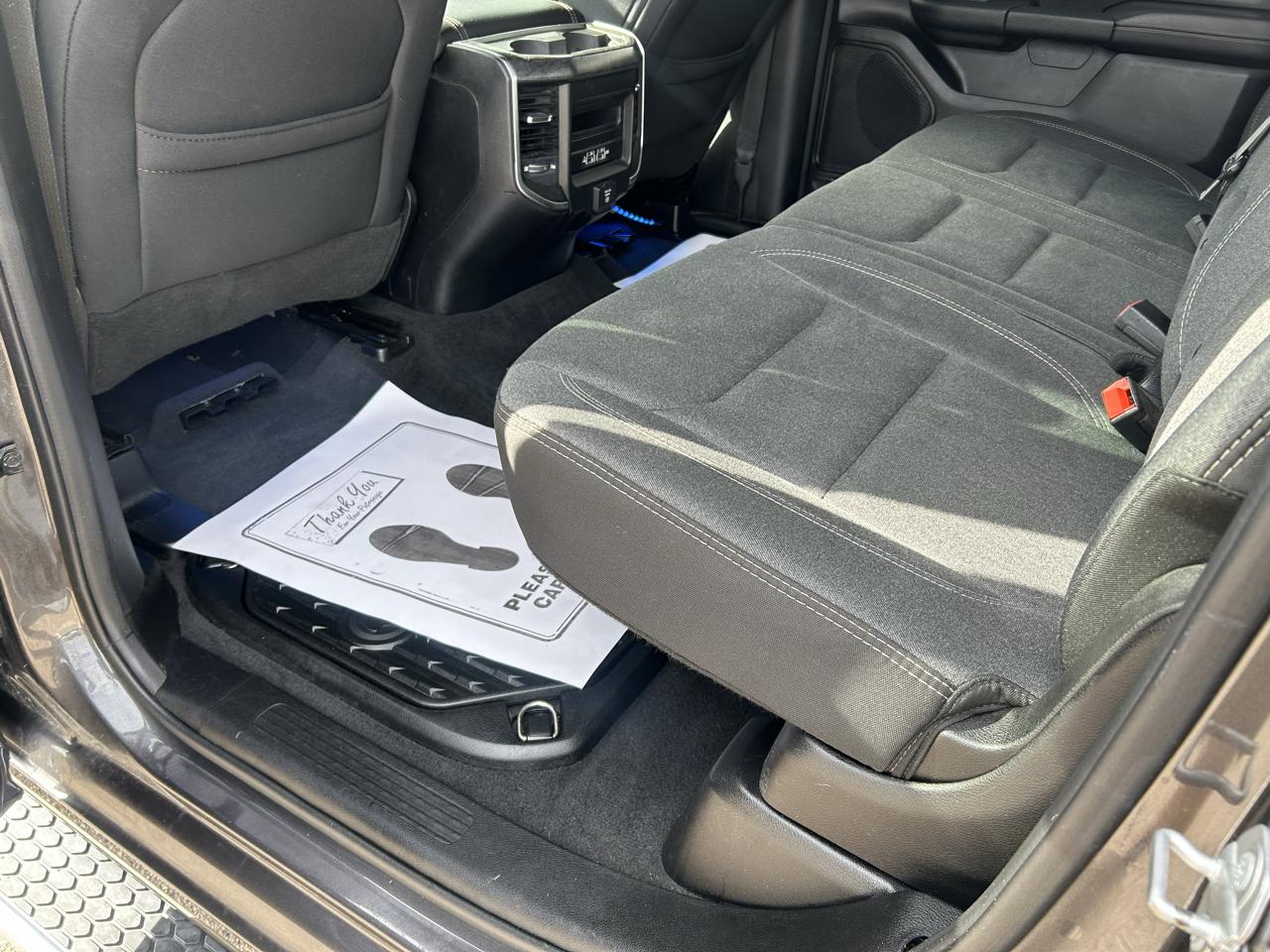 RAM 1500 Big Horn/Lone Star 4x4 Crew Cab 5'7" Box 2019