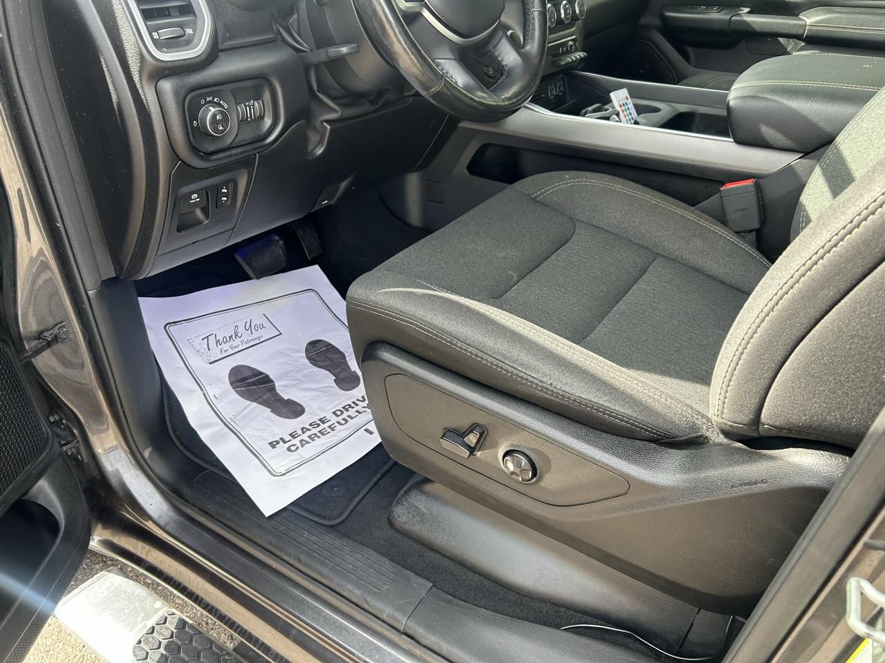 RAM 1500 Big Horn/Lone Star 4x4 Crew Cab 5'7" Box 2019