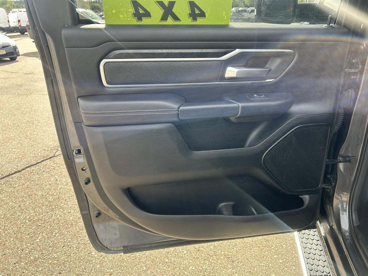 RAM 1500 Big Horn/Lone Star 4x4 Crew Cab 5'7" Box 2019
