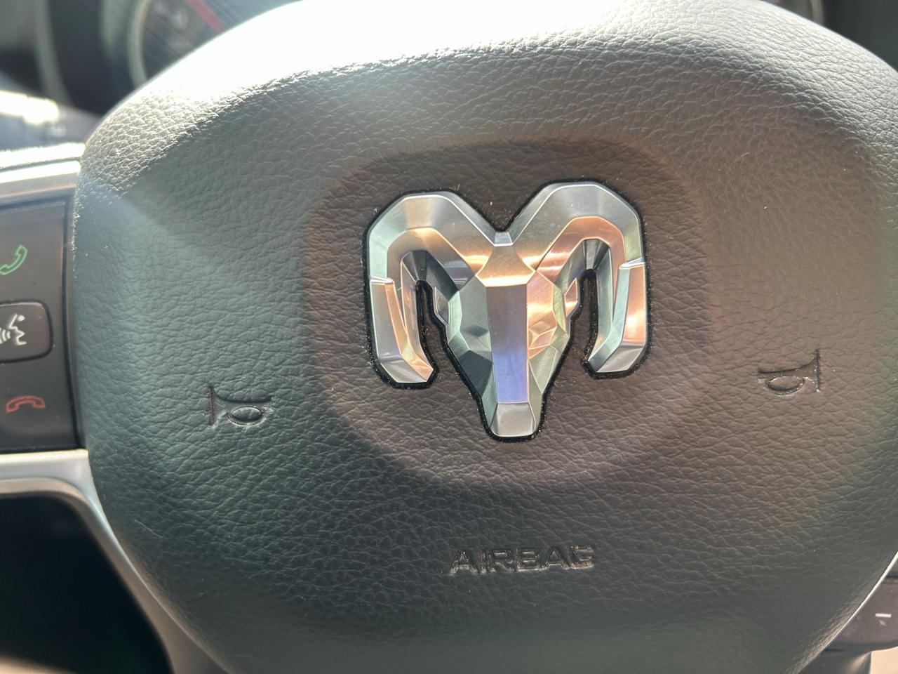 RAM 1500 Big Horn/Lone Star 4x4 Crew Cab 5'7" Box 2019