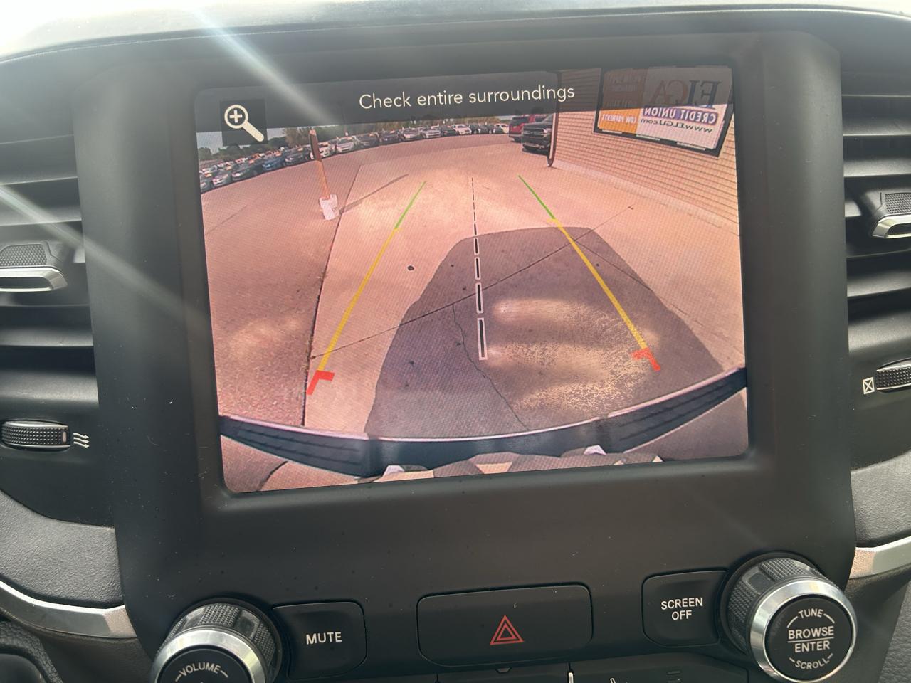 RAM 1500 Big Horn/Lone Star 4x4 Crew Cab 5'7" Box 2019
