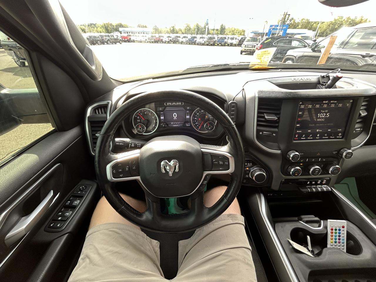 RAM 1500 Big Horn/Lone Star 4x4 Crew Cab 5'7" Box 2019