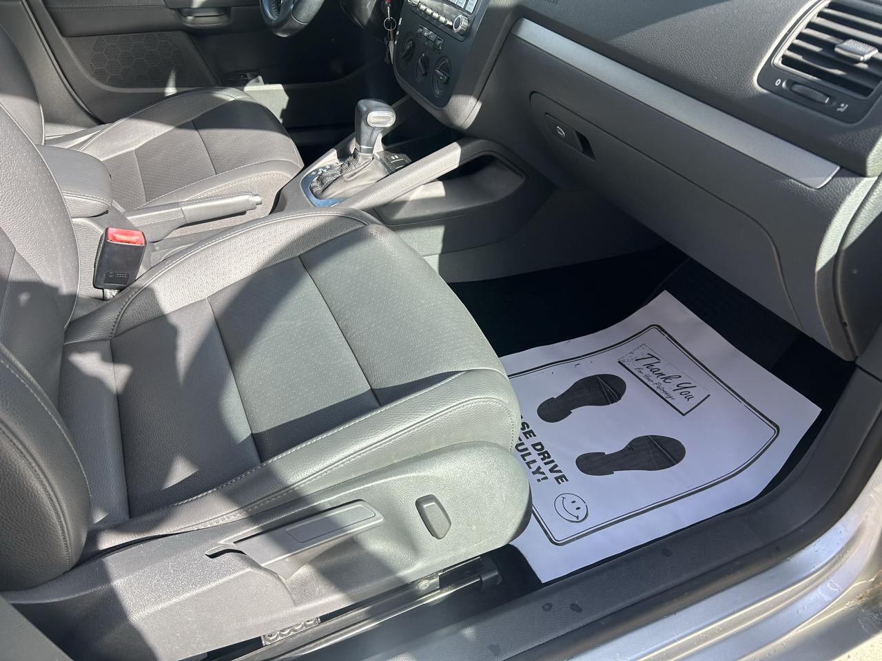 Volkswagen Jetta Sedan 4dr Auto SEL 2009