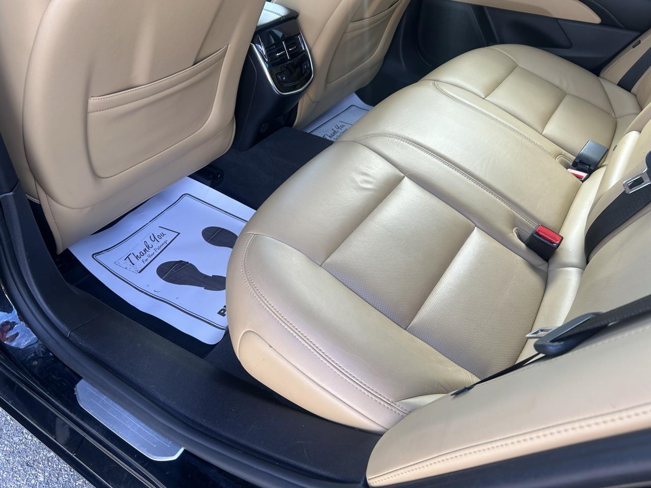 Cadillac XTS 4dr Sdn Luxury AWD 2014