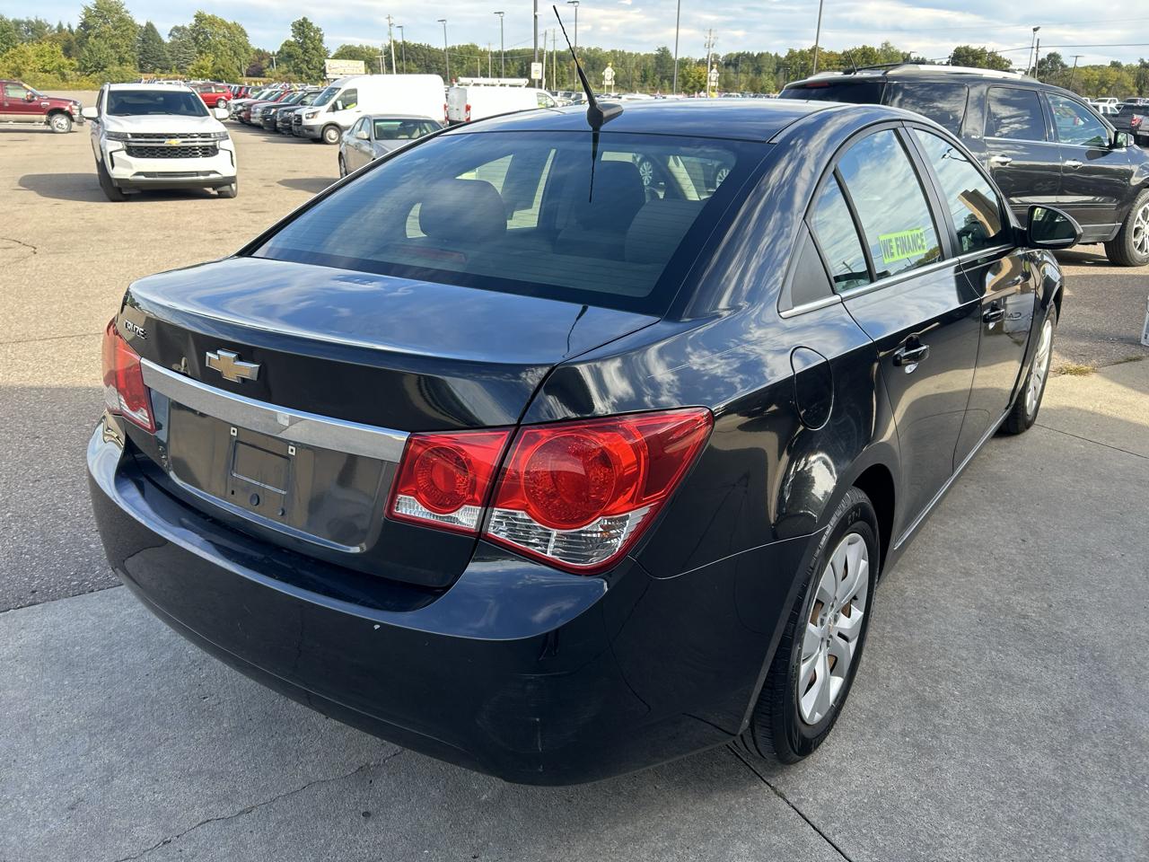 Chevrolet Cruze 4dr Sdn LS 2012