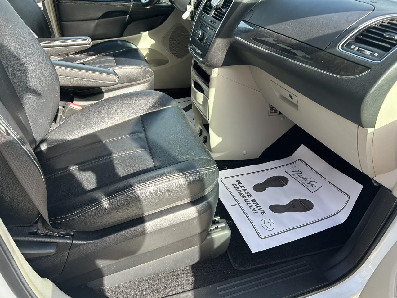 Chrysler Town & Country 4dr Wgn Touring 2015