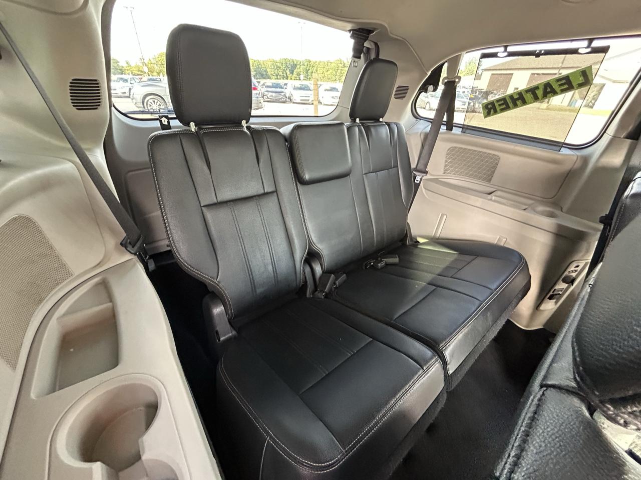 Chrysler Town & Country 4dr Wgn Touring 2015