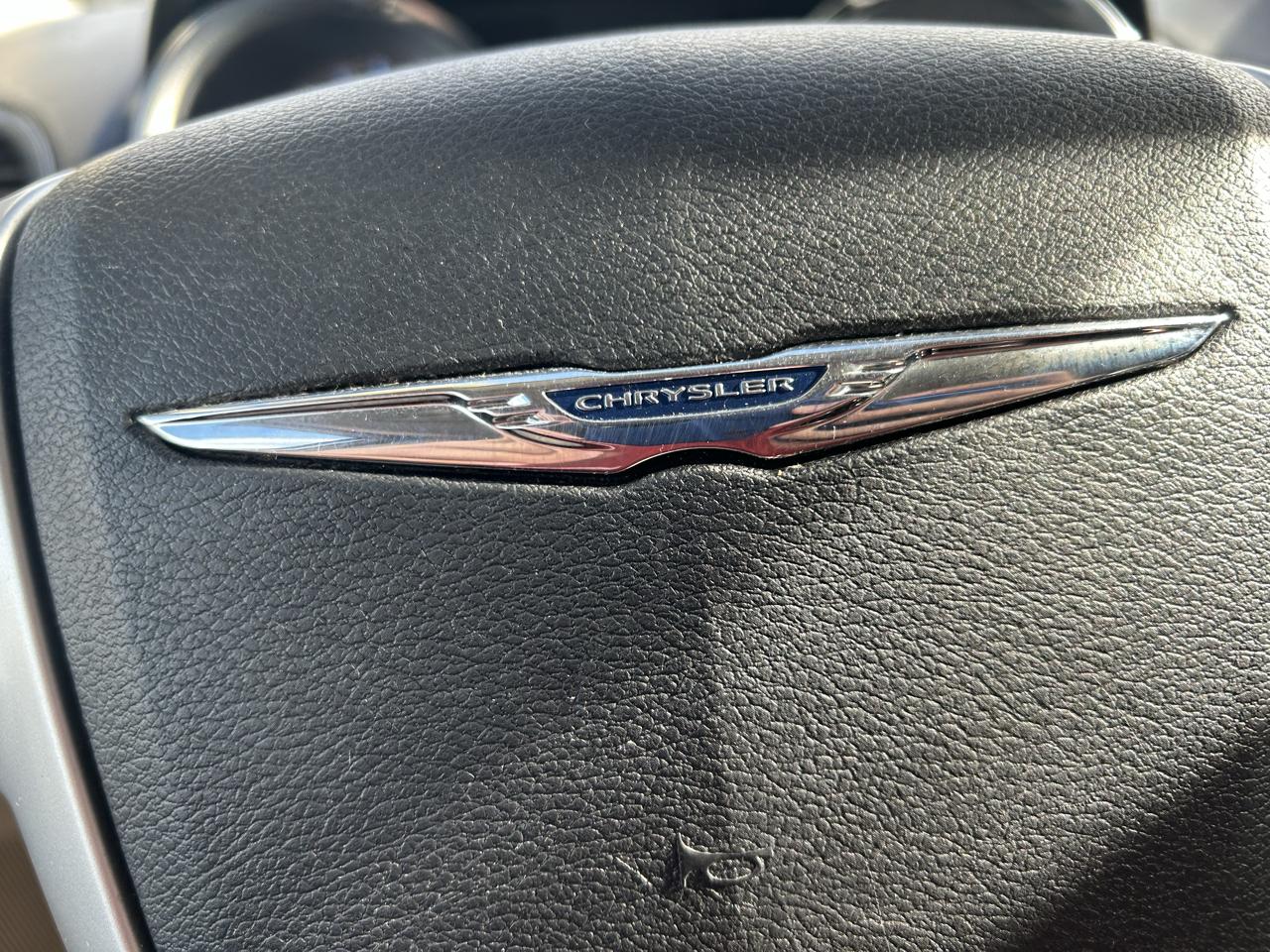 Chrysler Town & Country 4dr Wgn Touring 2015