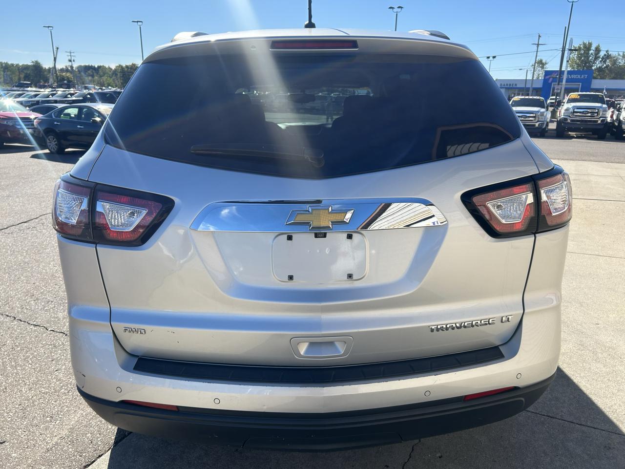 Chevrolet Traverse AWD 4dr LT w/1LT 2015