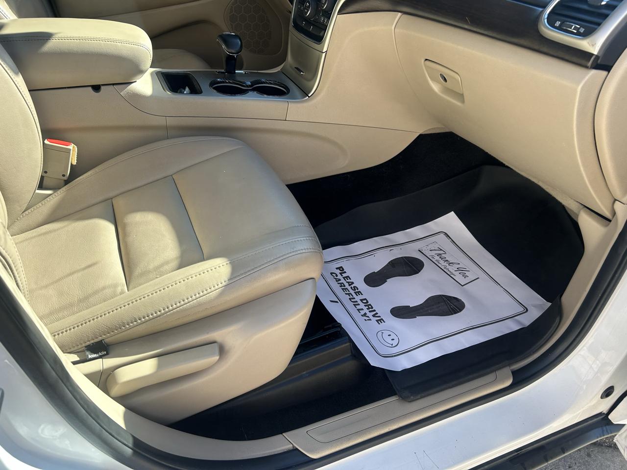 Jeep Grand Cherokee 4WD 4dr Laredo 2015