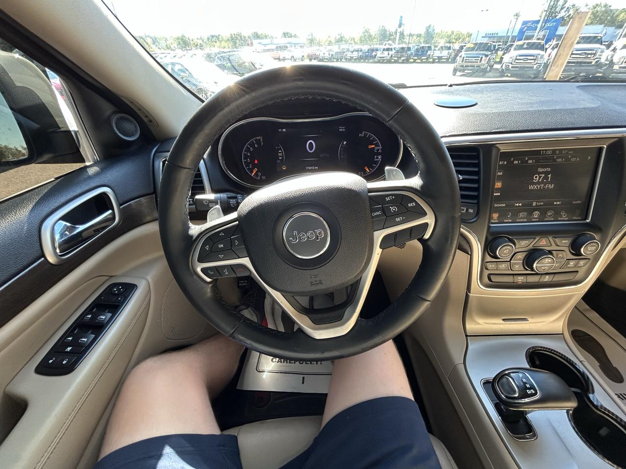 Jeep Grand Cherokee 4WD 4dr Laredo 2015