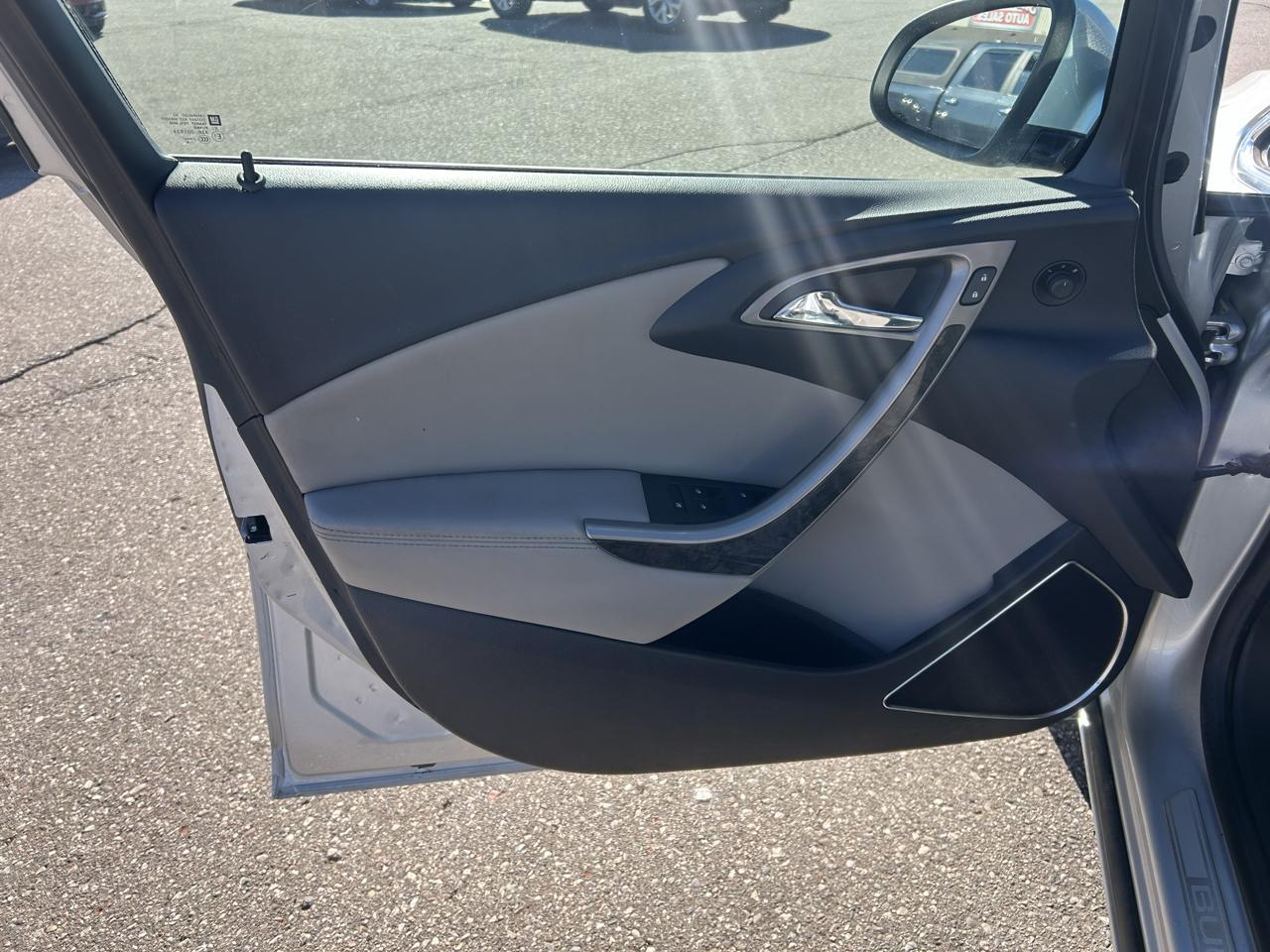 Buick Verano 4dr Sdn w/1SD 2015