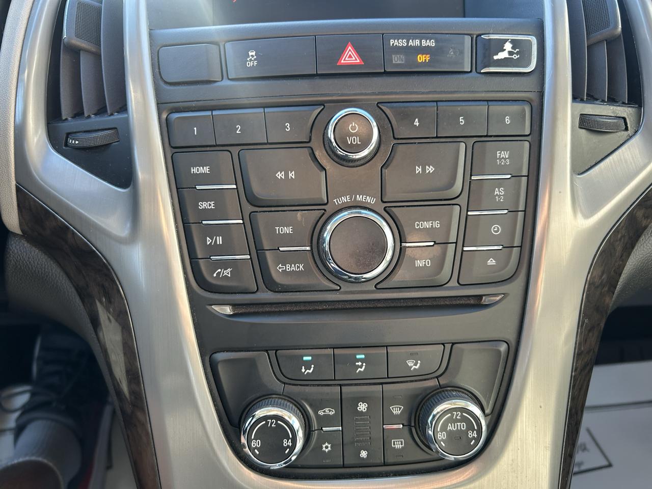 Buick Verano 4dr Sdn w/1SD 2015