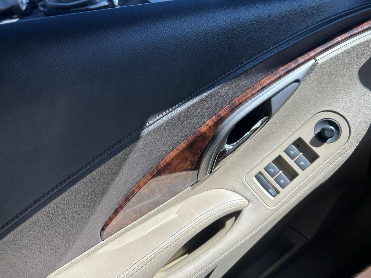 Buick LaCrosse 4dr Sdn Premium 1 FWD 2012
