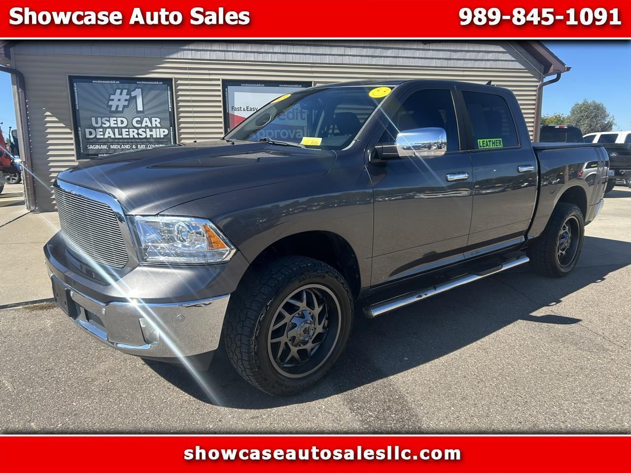 RAM 1500 4WD Crew Cab 140.5" Laramie 2015