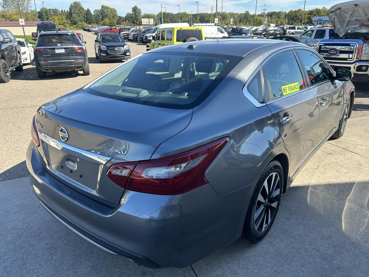 Nissan Altima 2.5 SV Sedan 2018