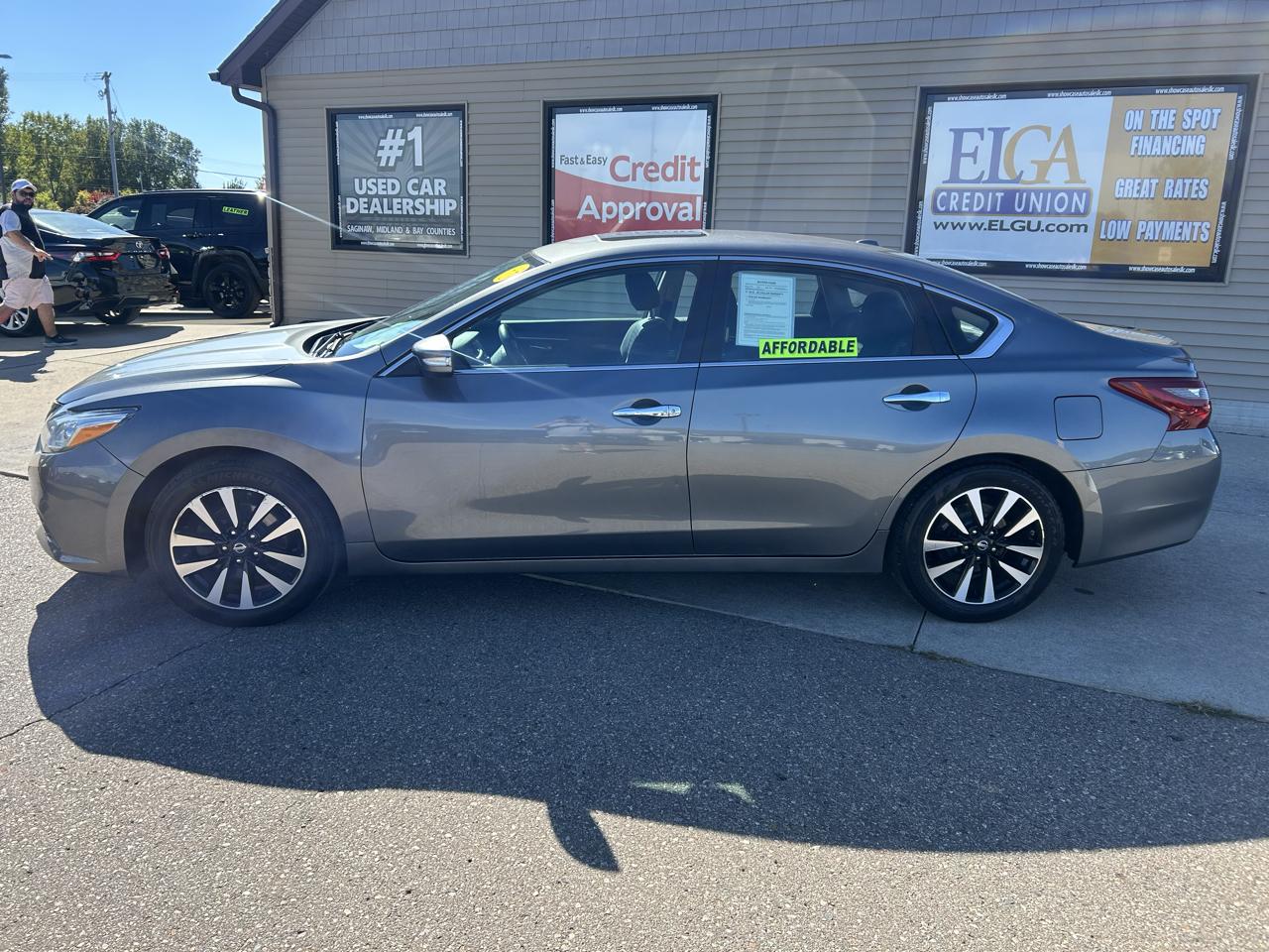 Nissan Altima 2.5 SV Sedan 2018