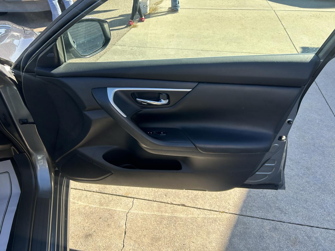Nissan Altima 2.5 SV Sedan 2018