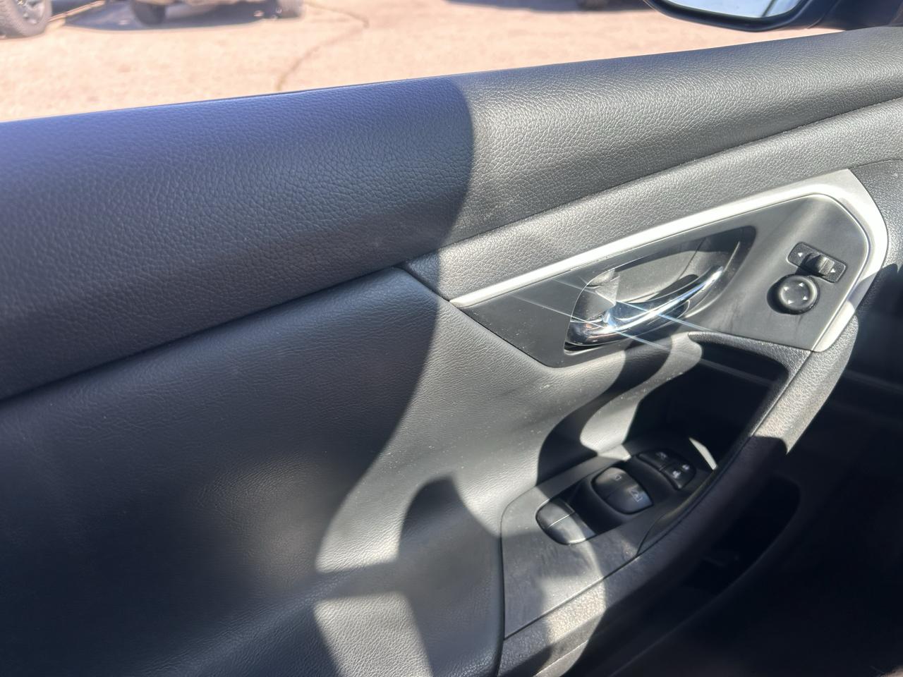 Nissan Altima 2.5 SV Sedan 2018
