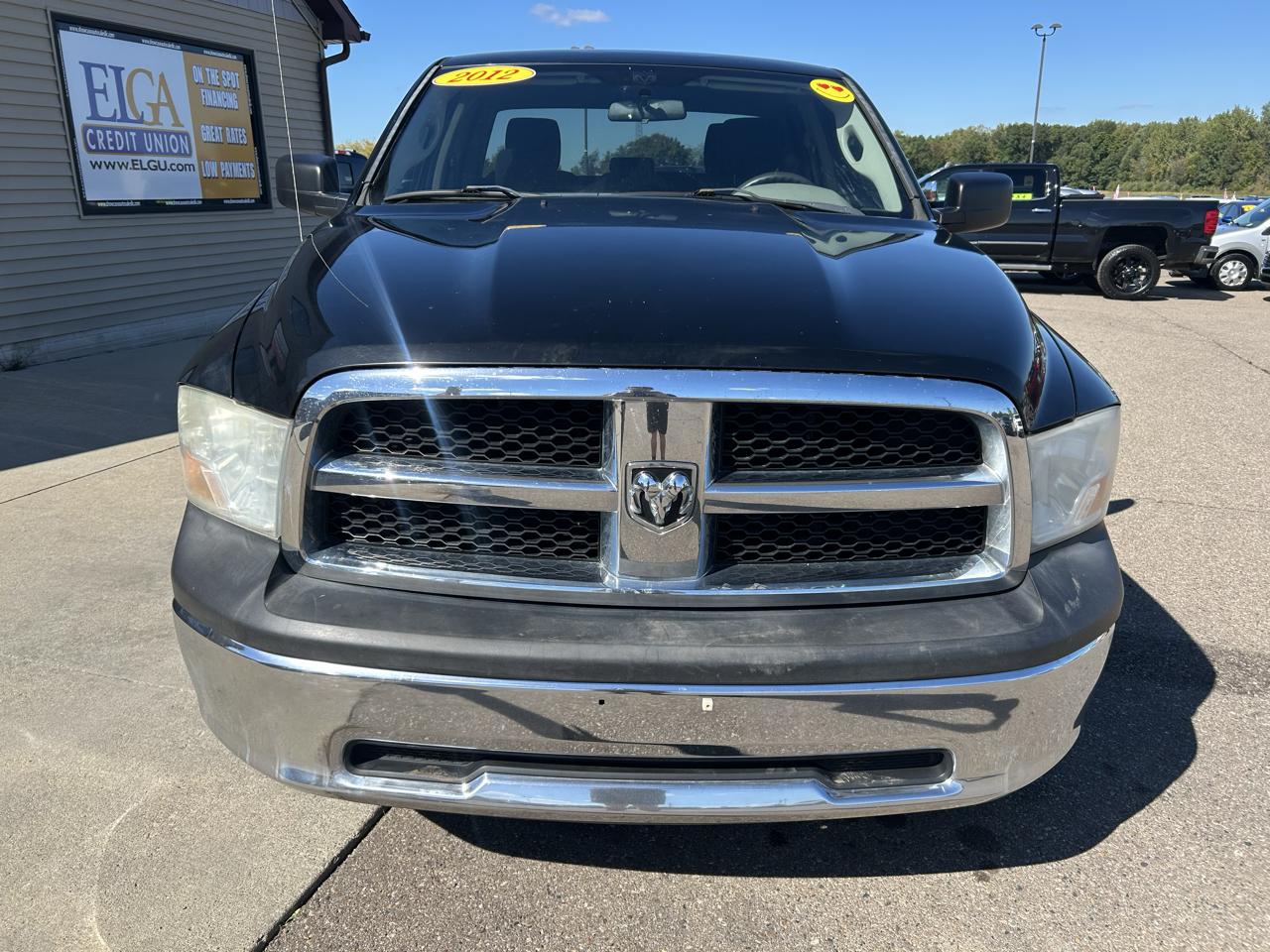 RAM 1500 4WD Quad Cab 140.5" ST 2012