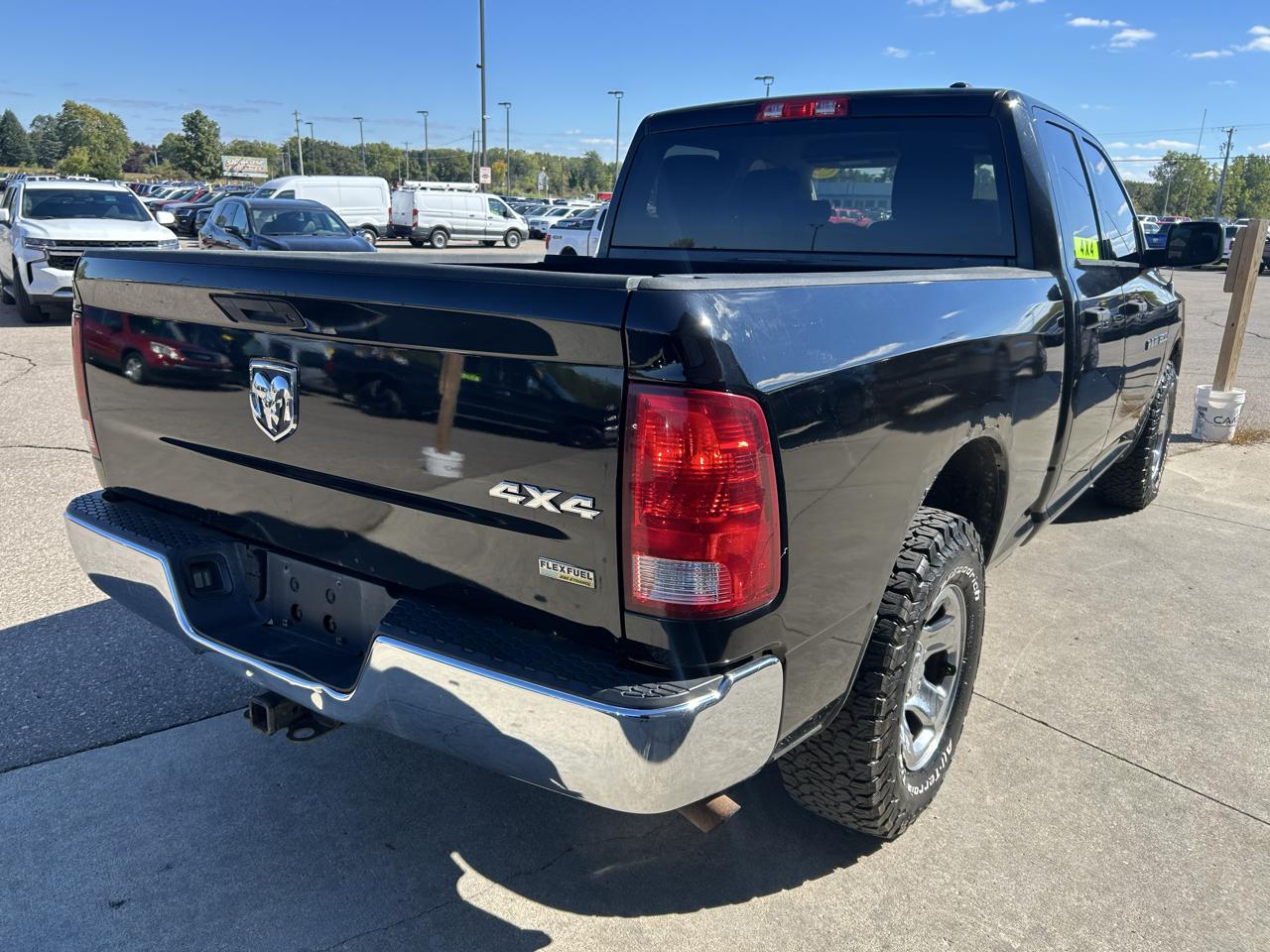 RAM 1500 4WD Quad Cab 140.5" ST 2012