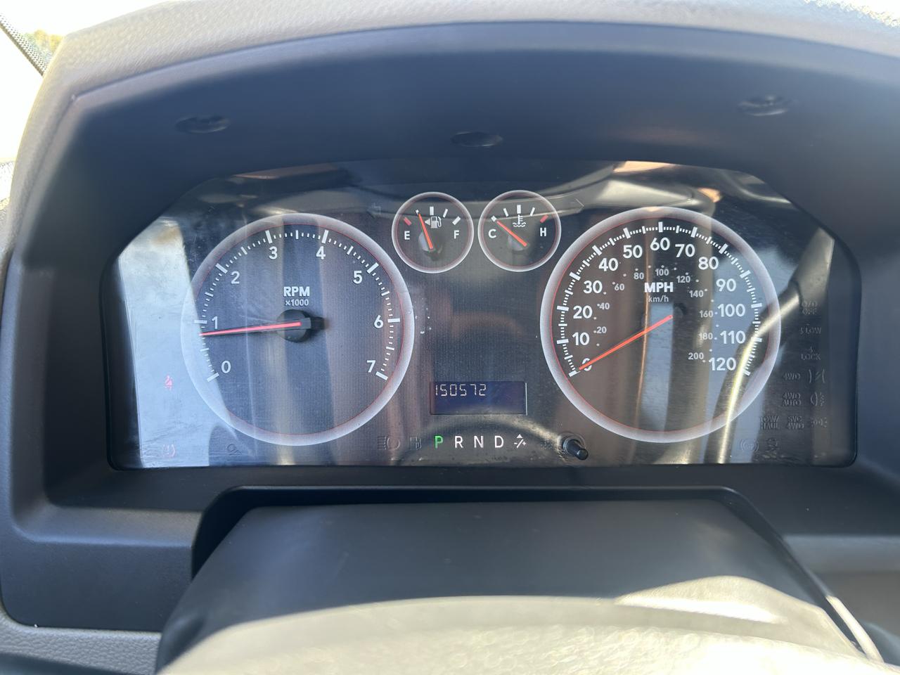 RAM 1500 4WD Quad Cab 140.5" ST 2012