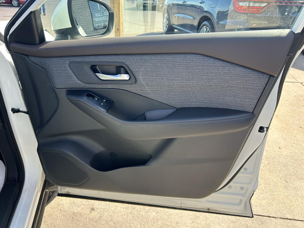 Nissan Rogue AWD SV 2022