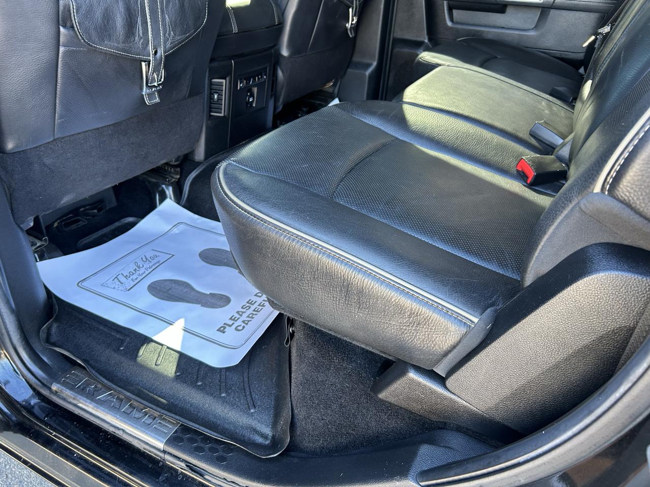 RAM 1500 4WD Crew Cab 140.5" Longhorn Limited 2014