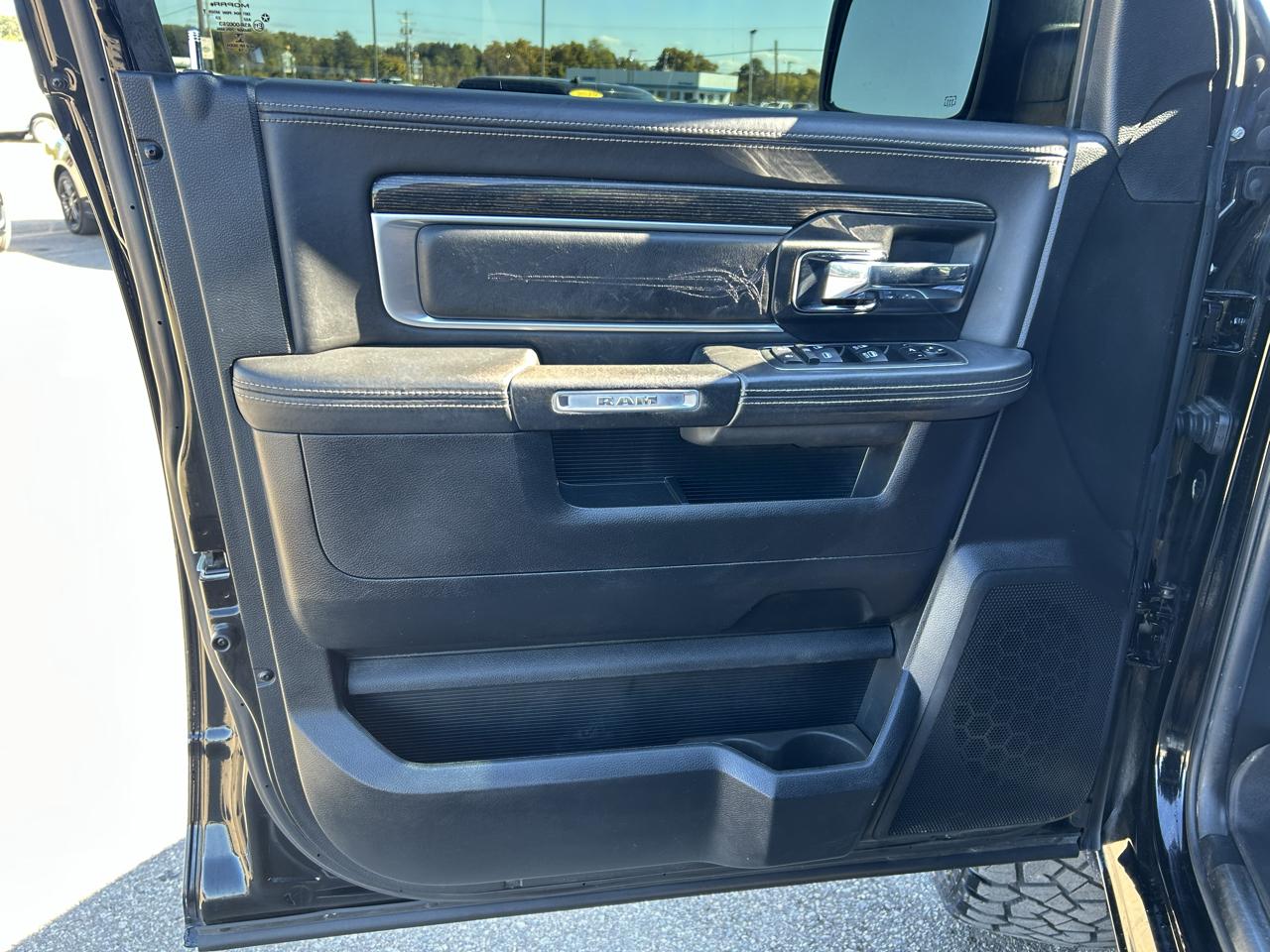 RAM 1500 4WD Crew Cab 140.5" Longhorn Limited 2014