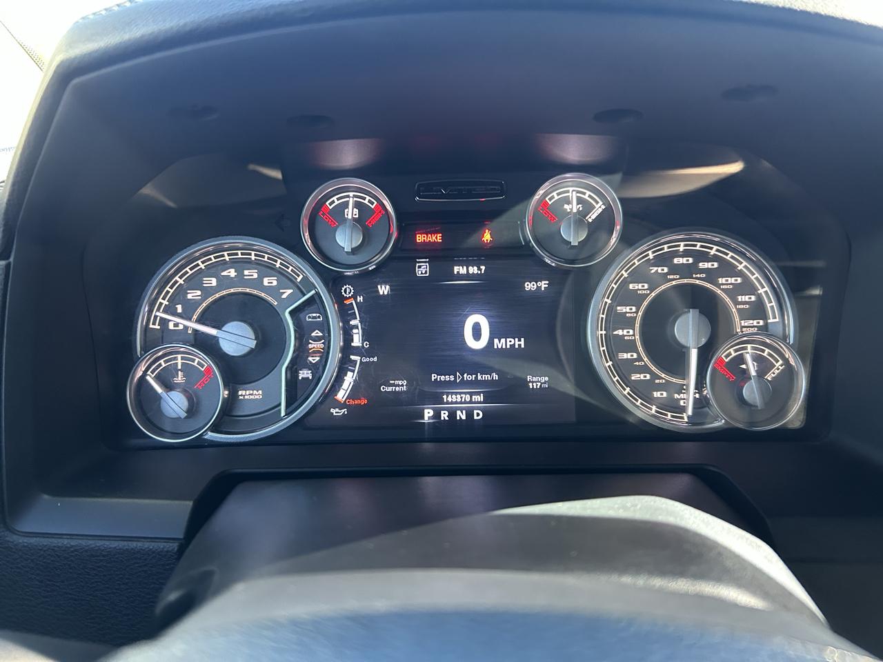RAM 1500 4WD Crew Cab 140.5" Longhorn Limited 2014