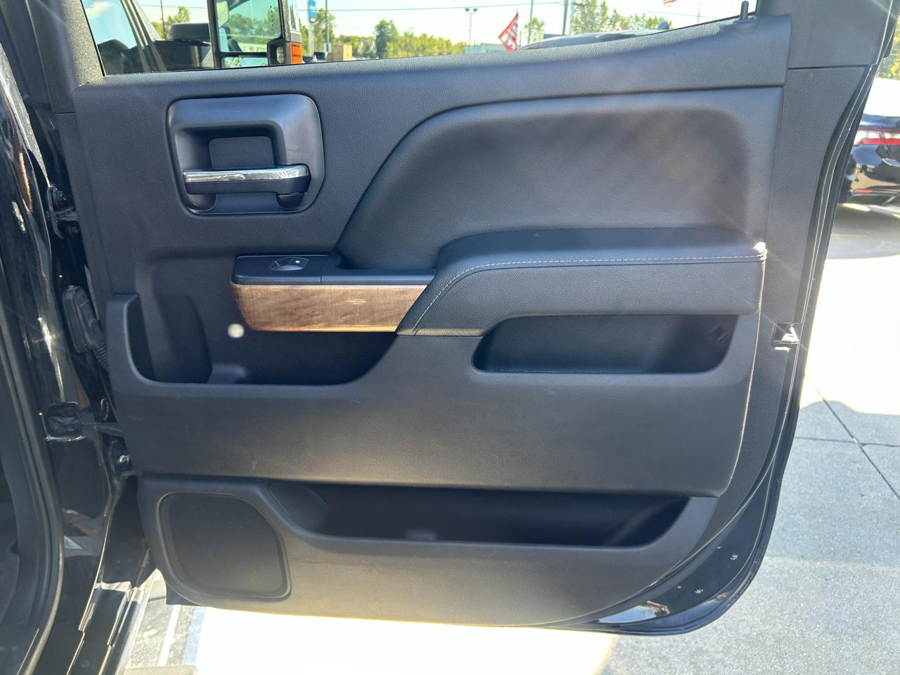 Chevrolet Silverado 2500HD 4WD Crew Cab 153" LTZ 2016
