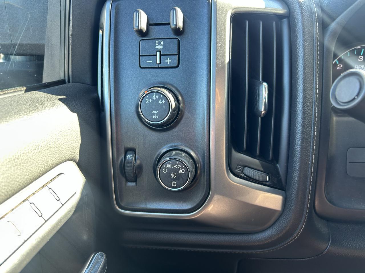 Chevrolet Silverado 2500HD 4WD Crew Cab 153" LTZ 2016
